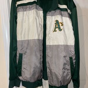 Men’s large green and silver vintage Oakland Athletics windbreaker